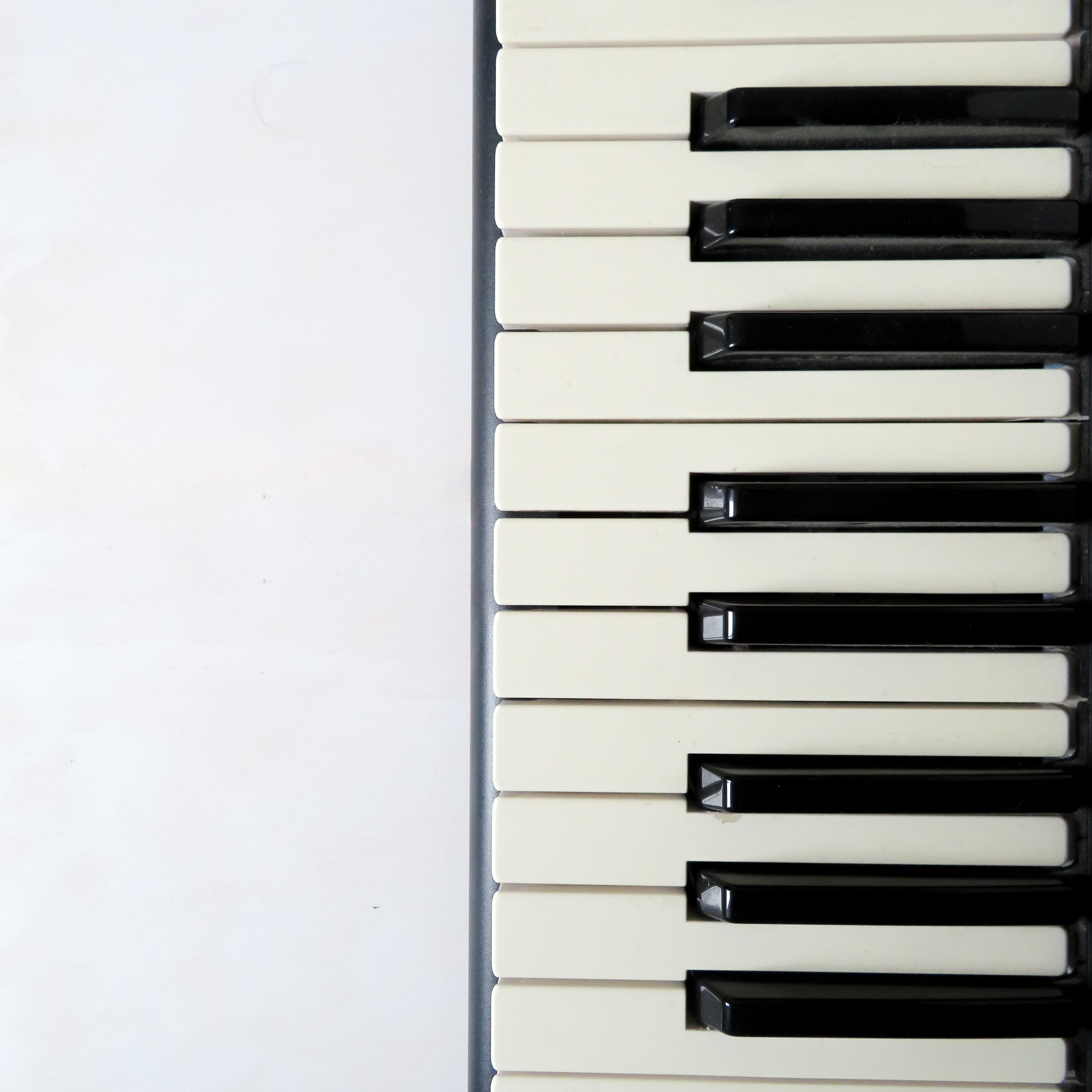 How to Play 1920 Theme on Piano Tutorial - Step by Step Keyboard Lesson